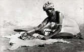 Image: he use of bones, shells and pebbles as tools of divination has remained constant in many African medical traditions.